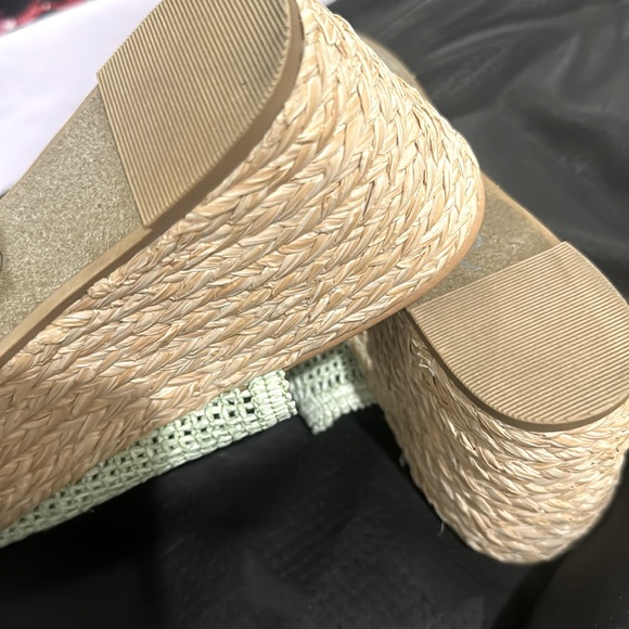 Soda Raffia wedge platform sandals - Picture 3 of 5
